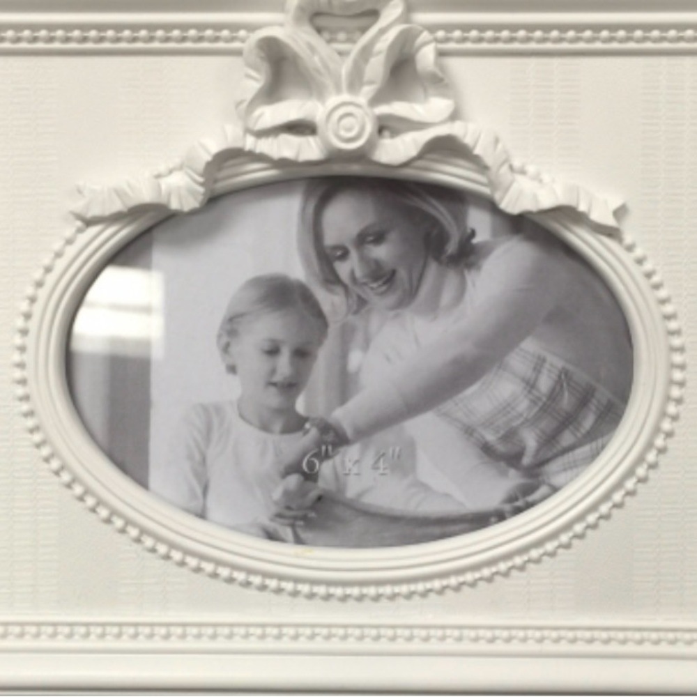 Elegant White Photo Frame